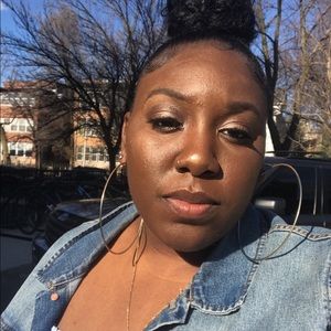 Meet your Posher, Marshae